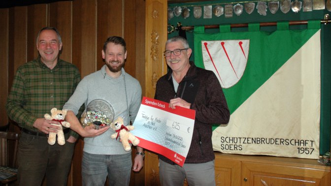 Kleine Deckel mit großer Wirkung: Schützenbruderschaft Soers spendet 625 Euro! 
